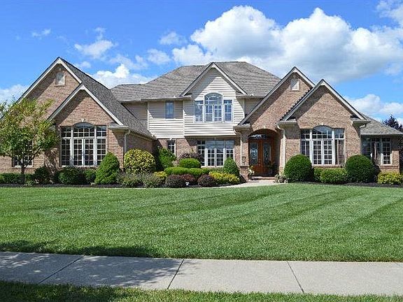 2nd image of 4622 Brighton Ln