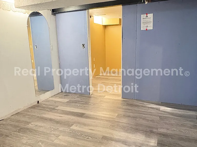 6994 York St — Photo 21