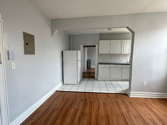 2nd image of 525 60th St APT 12