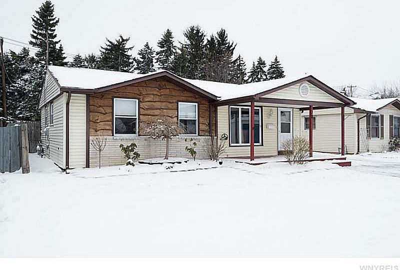 1st image of 70 Mayberry Dr W