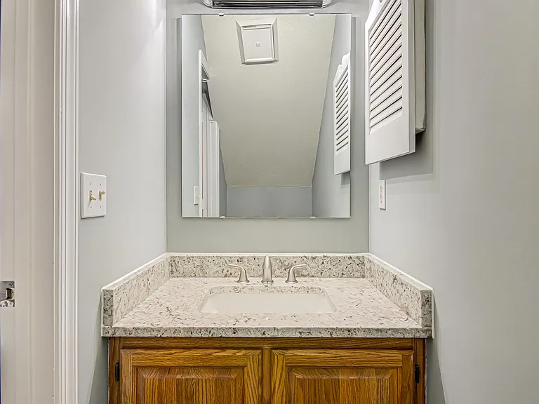6205 Millwright Ct — Photo 26