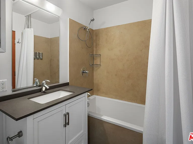 621 San Juan Ave #A — Photo 24