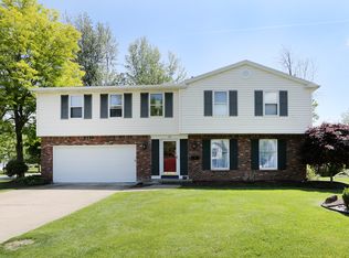 99 Candlewood Ln, Buffalo, NY 14221