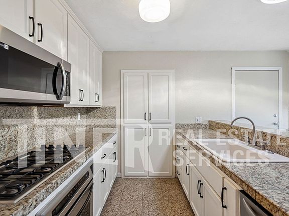 3rd image of 1135 26th Ave