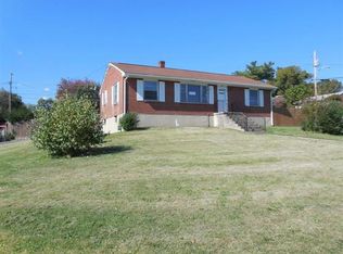 4707 Showalter Rd NW, Roanoke, VA 24017