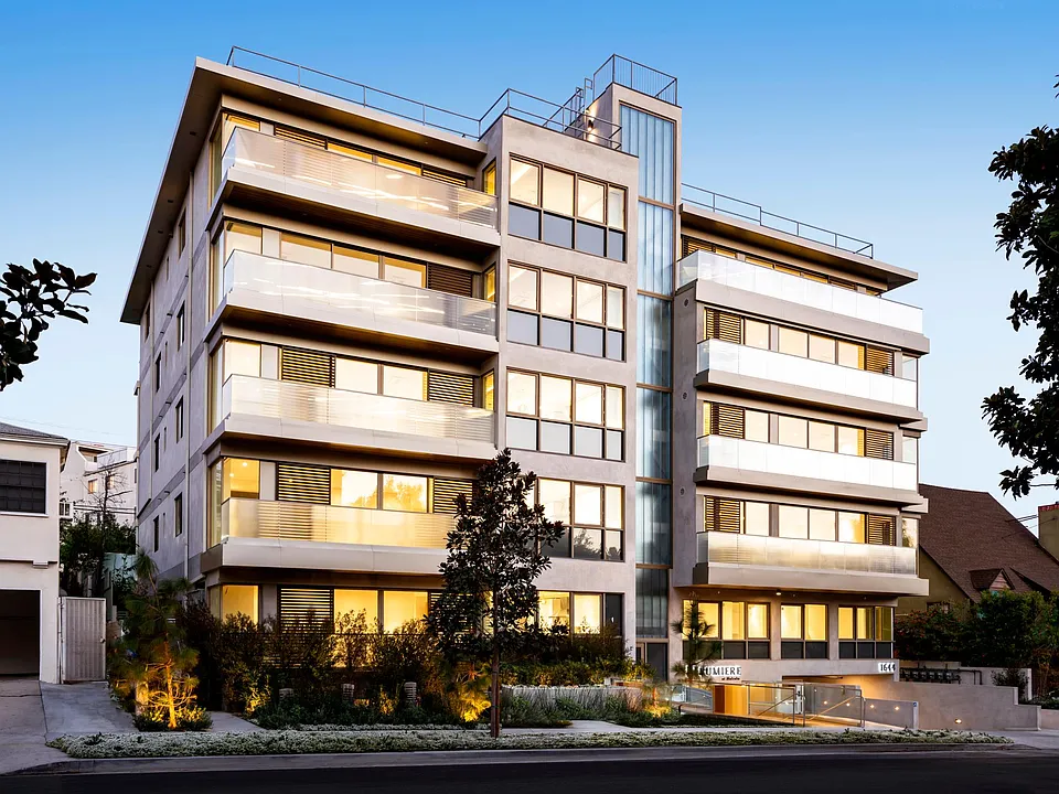 Building Photo 5