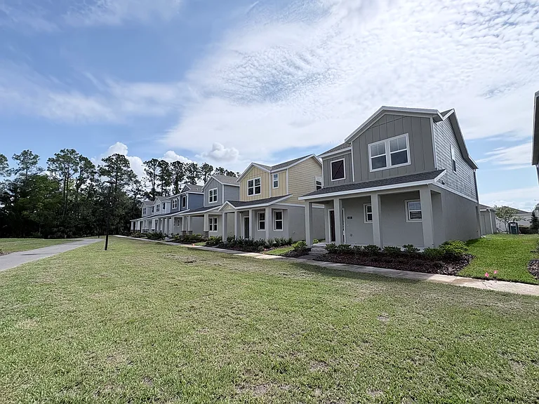 820 Aubey Ln — Photo 27