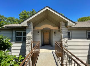 152 Oak Ln, Branson West, MO 65737