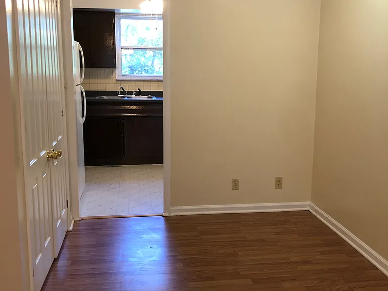 1044 Bridge Rd — Photo 8