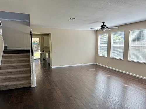772 Sheffield Ln Photo 1