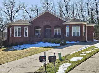 1806 Austinwood Pl, Louisville, KY 40214