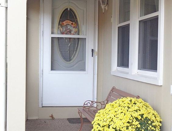 2nd image of 446 Sunrise Dr