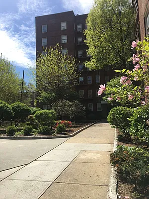 Rented by The Leveque Group, LLC | media 2