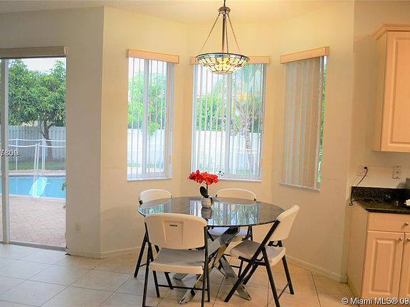 4th image of 6143 SW 191st Ave