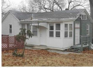 135 Hemlock St, West Haven, CT 06516