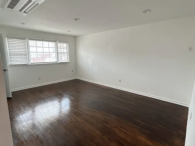 615 Chase Ave #2 — Photo 7