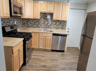 2220 Oakford St, Philadelphia, PA 19146