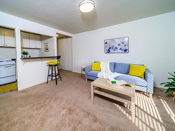 Jr. 1 Bedroom