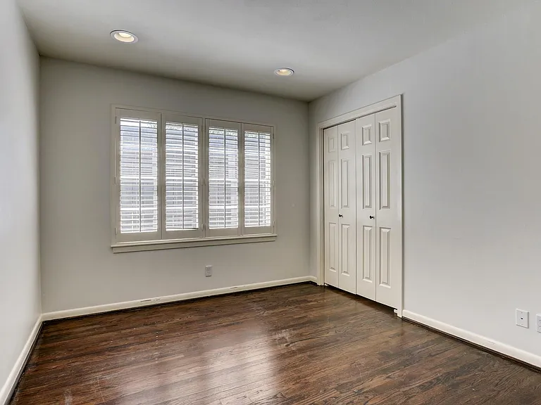 2911 University Blvd — Photo 13