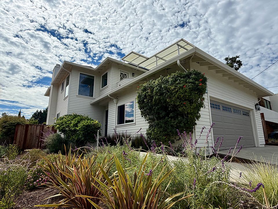 1st image of 375 Summit Dr
