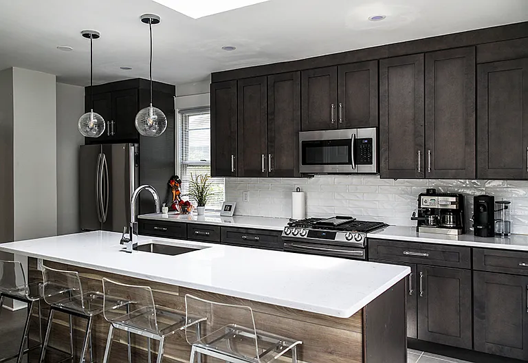1253 Beaumont Ave — Photo 4