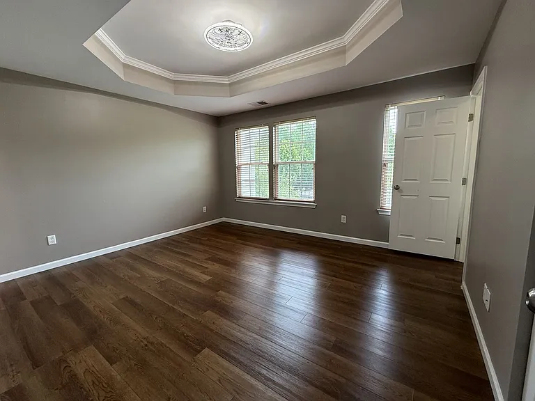 205 Emily Ln — Photo 8