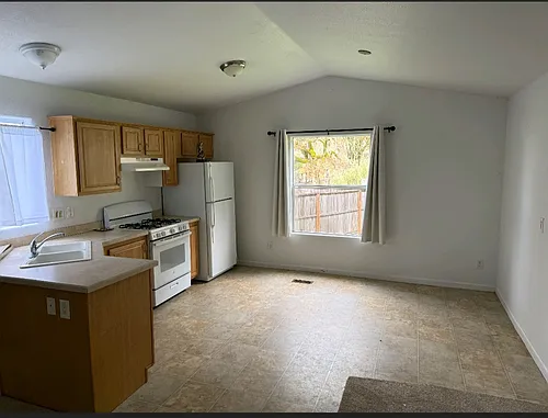 43811 Highway 101 #A Photo 1