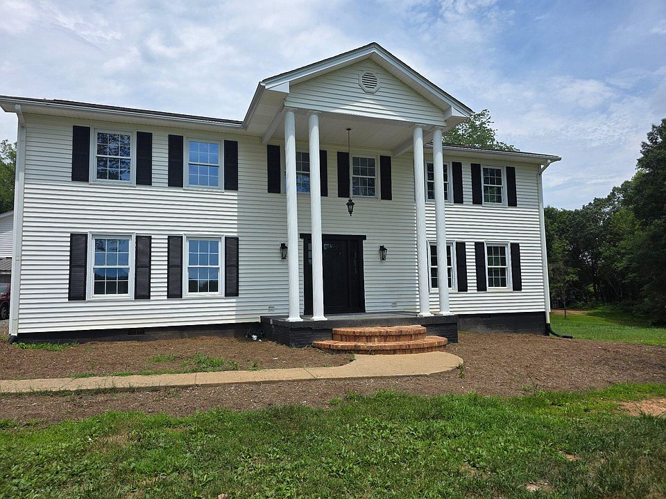 1st image of 24333 Narrow Gauge Rd