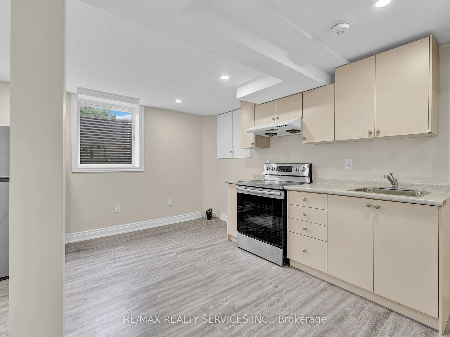 1 bed, $1,350 — Photo 3