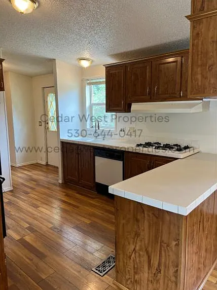 6301 Fairview Dr — Photo 6