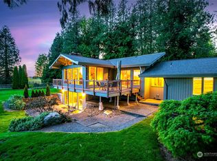 831 E Wiser Lake Rd, Lynden, WA 98264