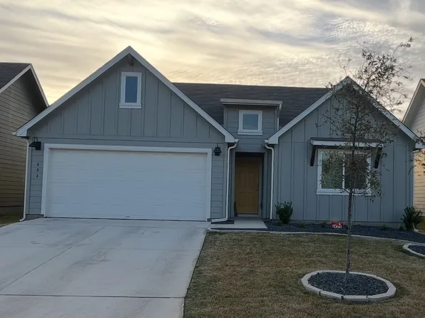 404 Ida Loop, Seguin, TX 78155