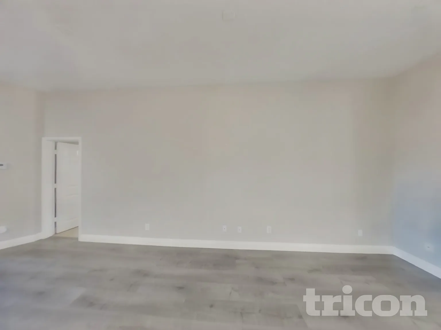 6211 Cumberland Gap Avenue Las Vegas NV — Photo 3