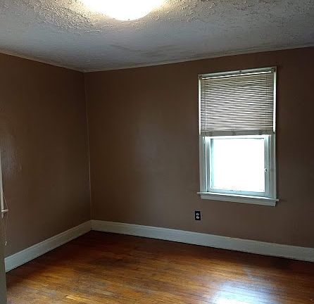 4th image of 784 Willard Ave NE