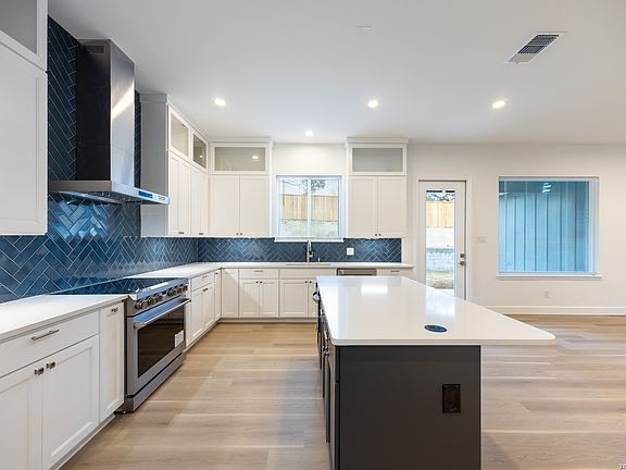 5th image of 8221 OLD AUSTIN ROAD