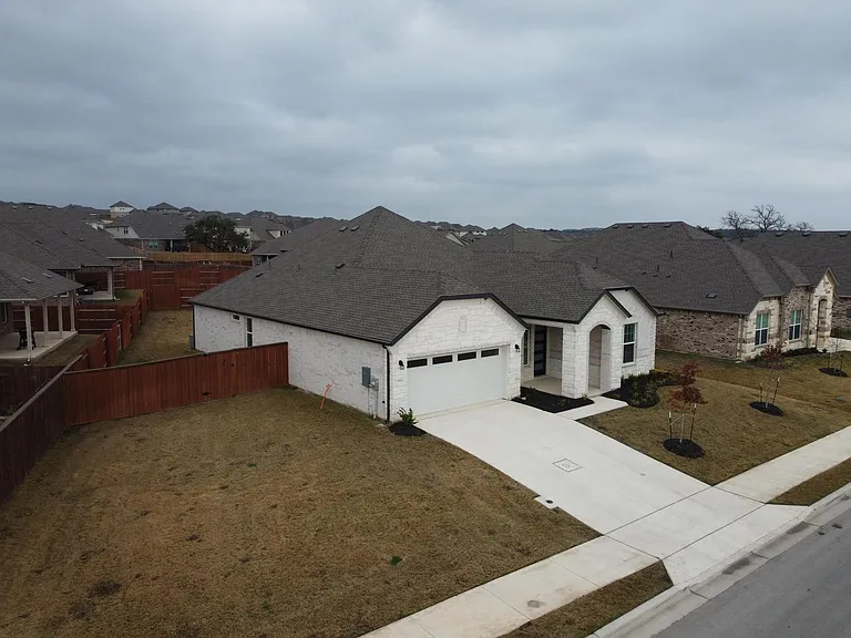 1901 Ridge Runner Dr — Photo 3