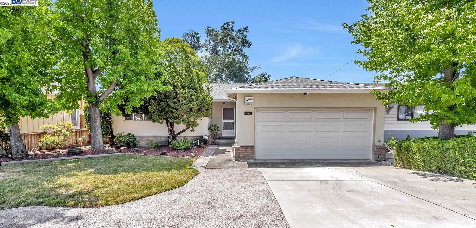 4127 Veronica Ave photo 1