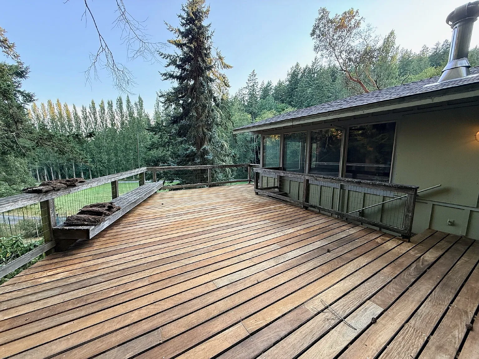 2 bed, 1.0 bath, 1200 sqft, $2,600 — Photo 3