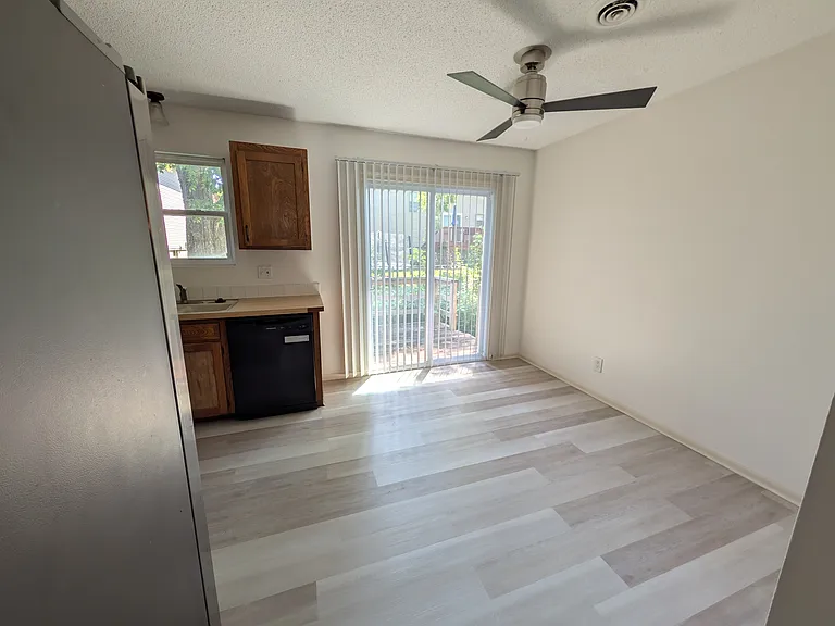 9509 W 86th St — Photo 10
