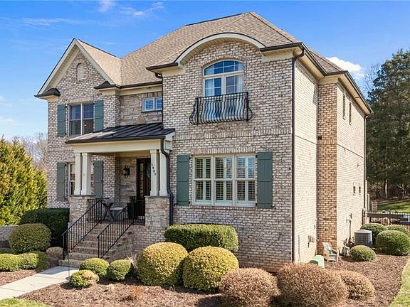3rd image of 5489 Spindletop Ct