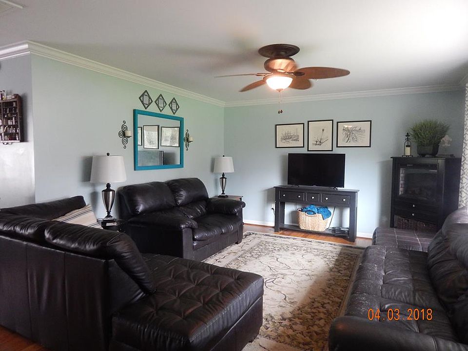 1st image of 166 Kerry Ln