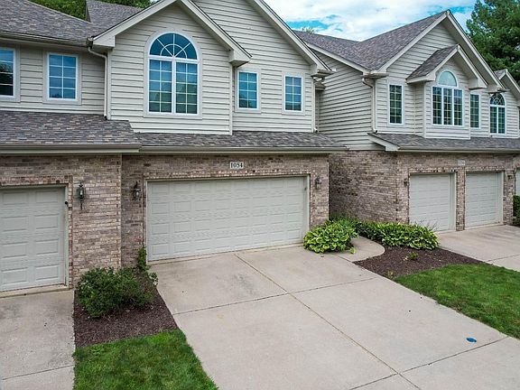 2nd image of 1054 Mission Hills Ct