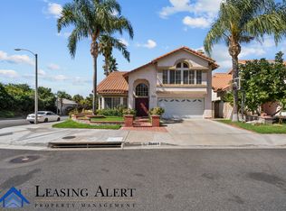 28801 Shadow Valley Ln, Saugus, CA 91390