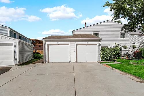 847 Oxford Pl #847 Photo 1
