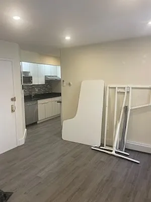 Rented by Lexington Properties LLC | media 4