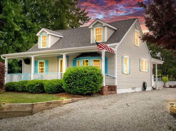 303 E Shellbay Ave, Cape May Court House, NJ 08210
