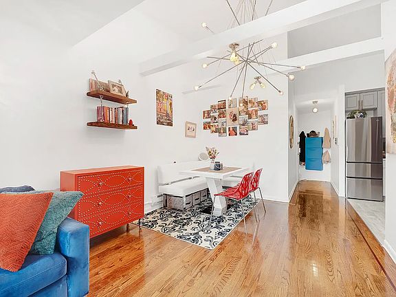 5th image of 9468 Ridge Blvd APT 3R