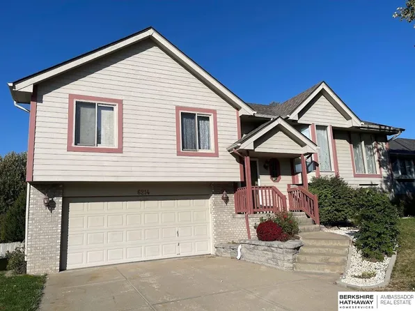 6214 N 104th St, Omaha, NE 68134
