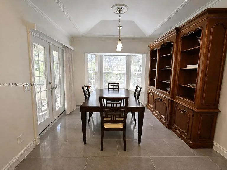 1440 Graham Cir — Photo 8