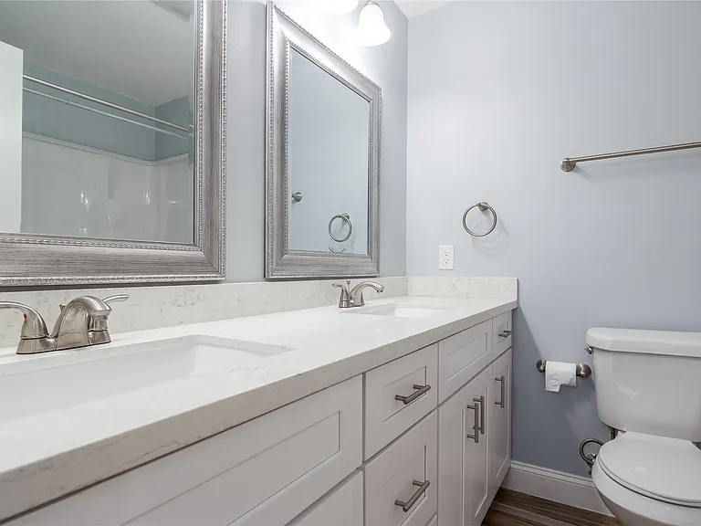 12633 Memorial Dr #243 — Photo 10